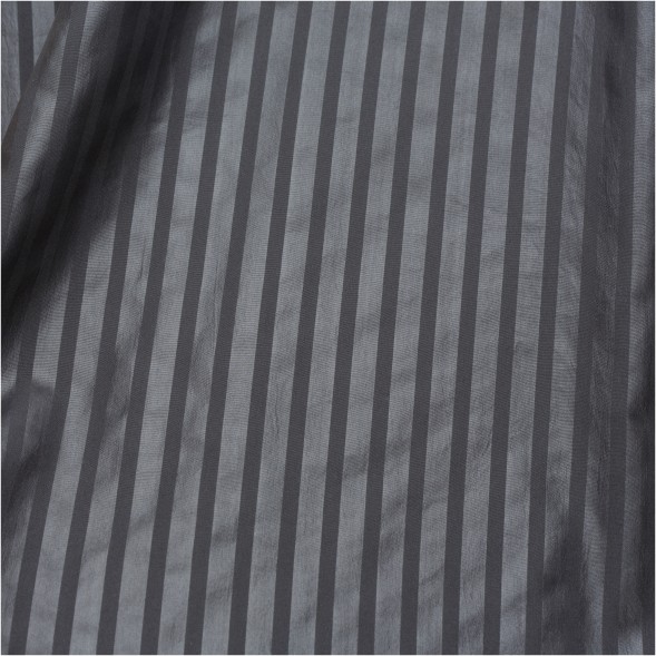 AA02BS Пеньюар для стрижки DEWAL &quot;BARBER STYLE&quot; , полиэстер, полоска  140х158 см, на крючках